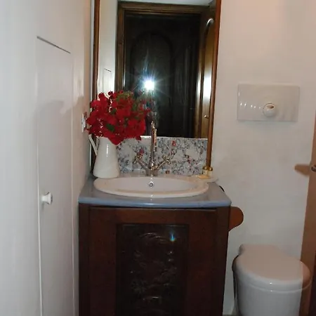 Pensión L'antica Casa-a Beautiful View.