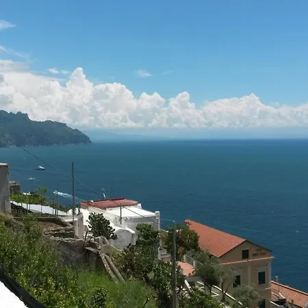 L'antica Casa-a Beautiful View. Affittacamere Amalfi