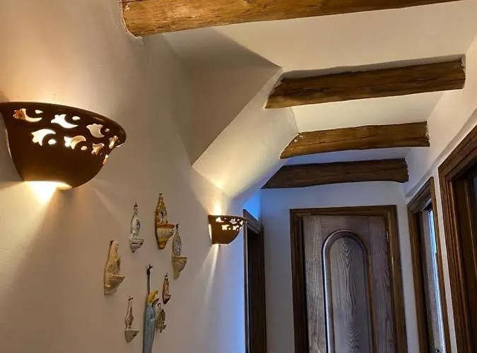 L'antica Casa-a Beautiful View. Guest house 3*